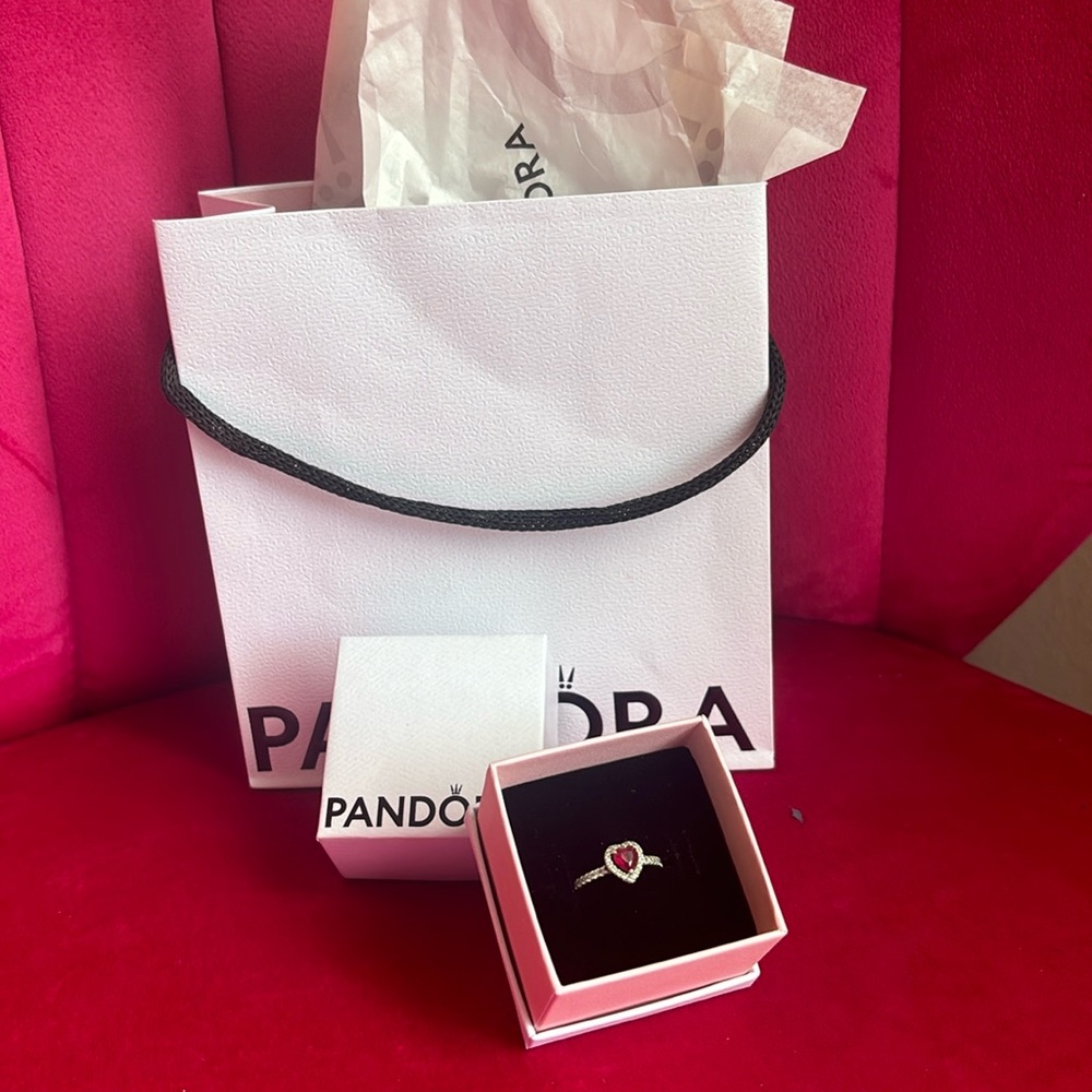 Elevated Red Heart pandora Ring SIZE6